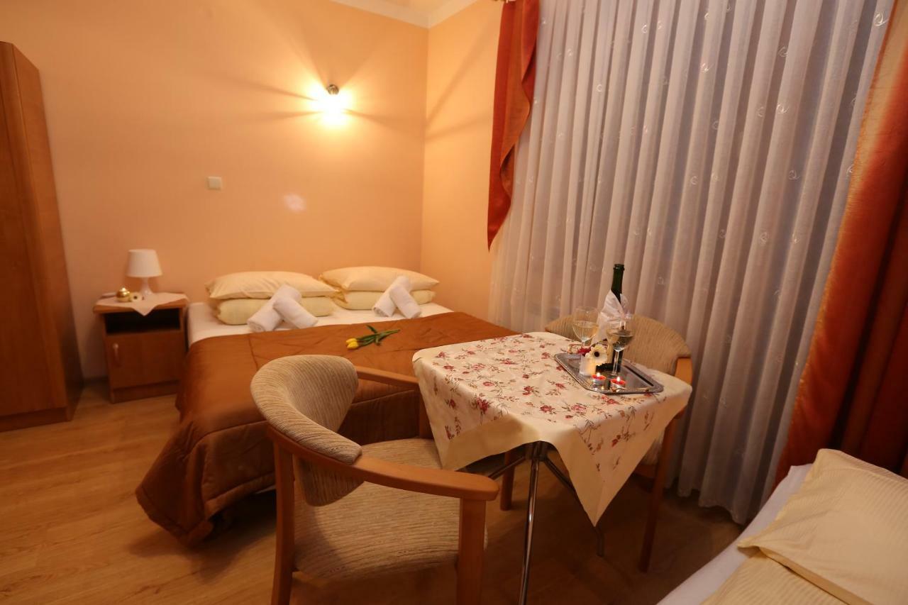 Malgosia - 10 Minut Na Piechote Do Stoku Narciarskiego I Basenow Termalnych Bania Bialka Tatrzanska Exterior foto